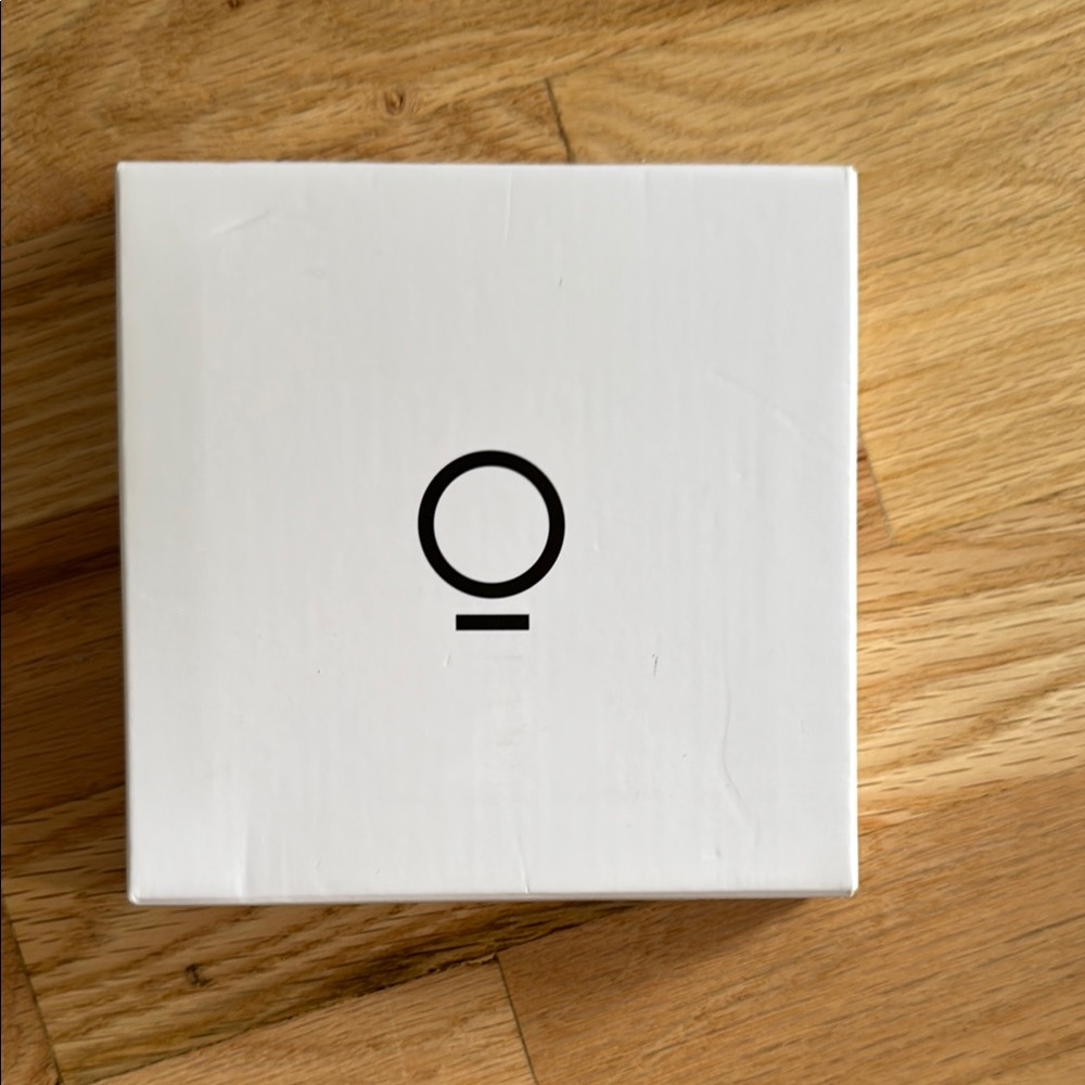 Oura ring sizer box and rings